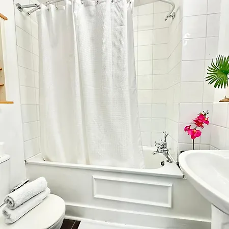 Central Two Bedroom London