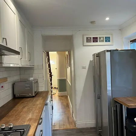 4 Bedroom House, Close To The O2 And Greenwich *