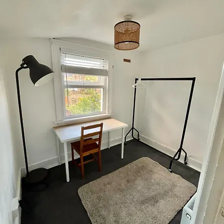 Holiday home 4 Bedroom House, Close To The O2 And Greenwich London