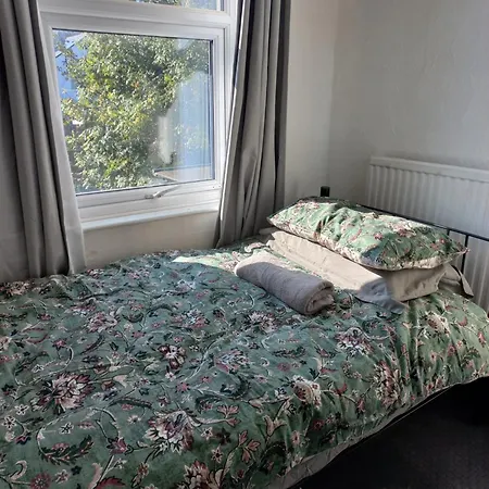 Single Ensuite * London