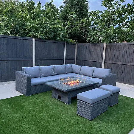 Luxury Two Bedroom Garden Flat * Palmers Green