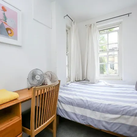 North Kensington *