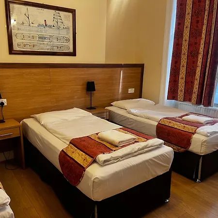 Shakespeare Hotel 3*