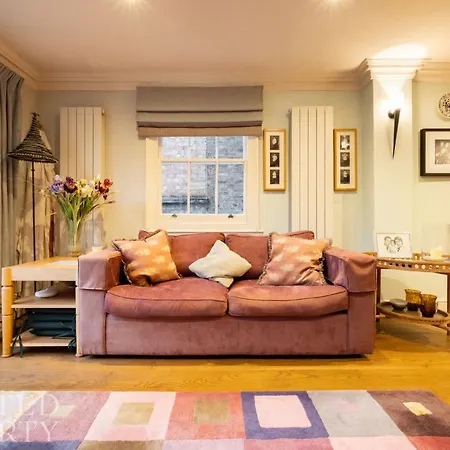 Lavish 2 Bedroom Flat With Roof Garden By Hyde Park