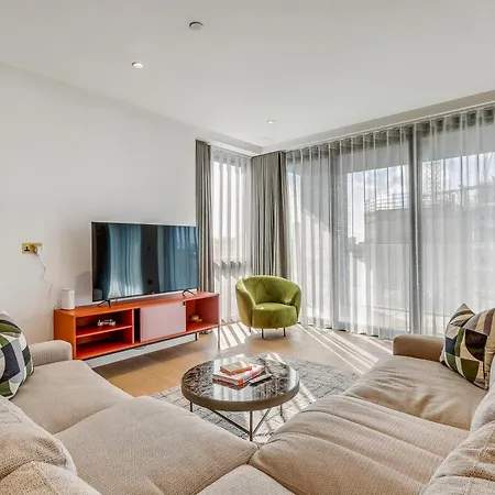 Modern King's Cross Apartment