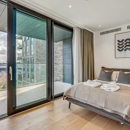 Modern King's Cross Apartment *