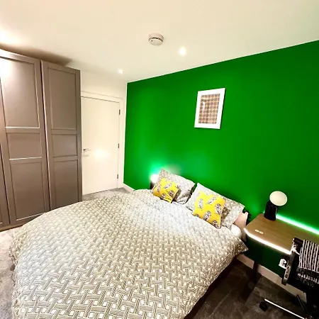 Private Near Shoreditch Homestay *