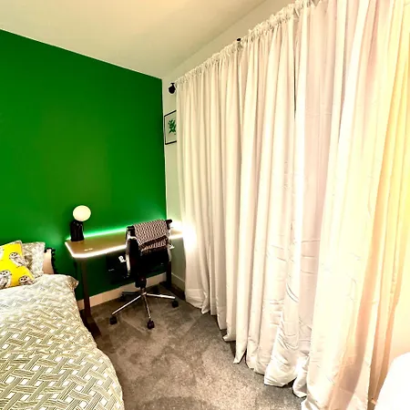 Private Near Shoreditch Homestay London