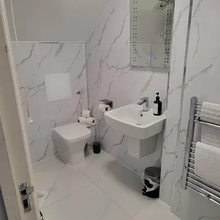 1 Bed, G-floor Close To O2, Excel And Airport * Londres