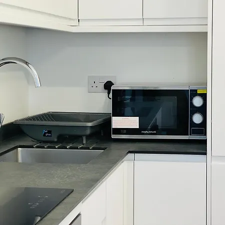 Apartment Earlsfield - Two Bedroom Flat London