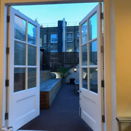 Exceptional Three-bedroom With Three En-suite Bathrooms