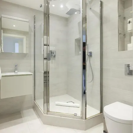 The Primrose Hill Place - Charming 4bdr Flat With Communal Garden