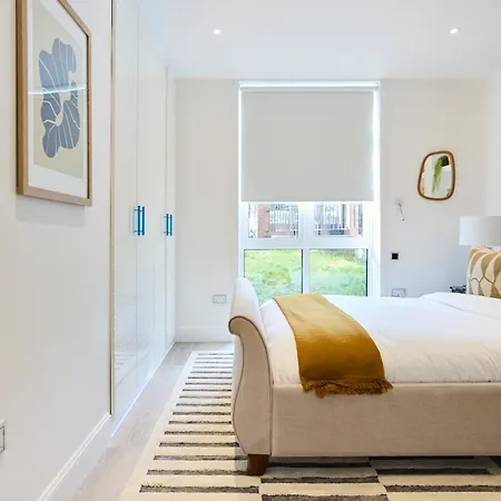 Apartment The Primrose Hill Place - Charming 4bdr Flat With Communal Garden London