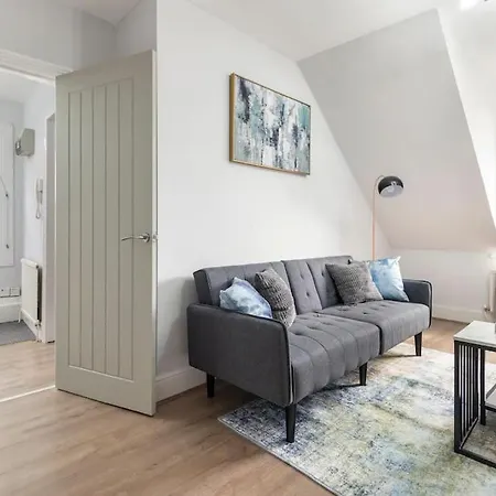 Crystal Palace Stylish Gem Slp 4 Next To Transport Apartment London