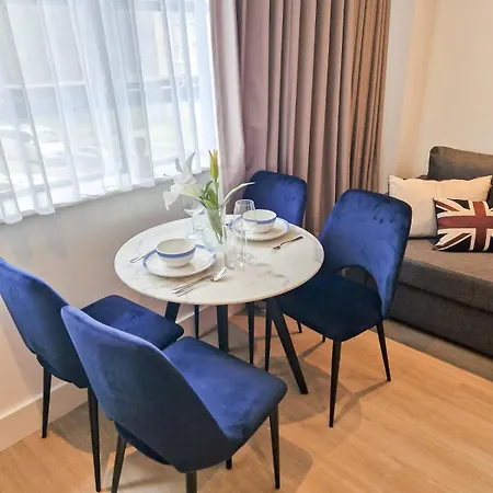 Modern & 3bedroom Flat With Pvt Balcony Steps From Regent's Park