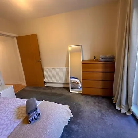 2 Bedroom In Se13 * London