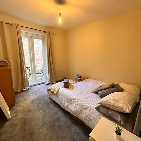 2 Bedroom In Se13 * London