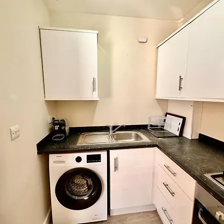 2 Bedroom In Se13 London