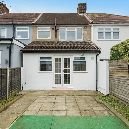 Exclusive 3 Bed House In Welling, London Welling