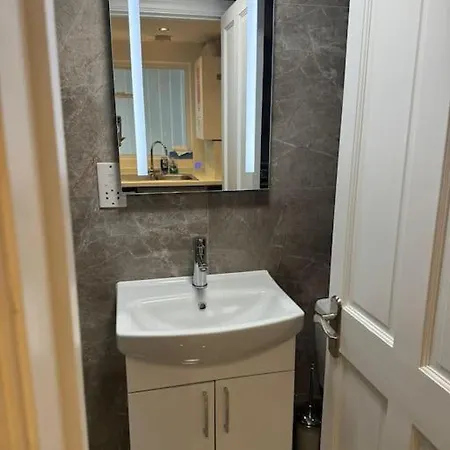 Cosy 1 Bed Knightsbridge Sw7