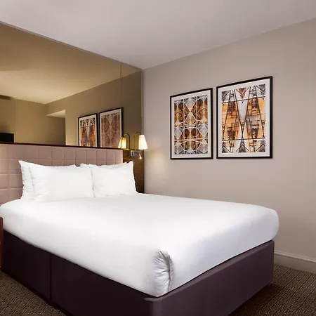 Palace 4*