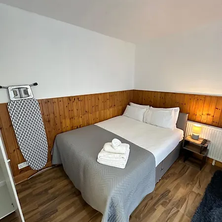 Ustay Fulham Apartment London