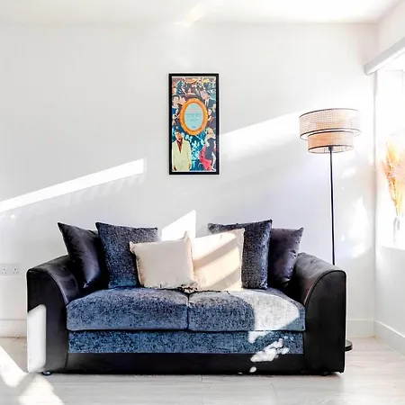 1 Bed Flat - Shoreditch Apartment