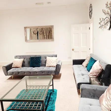 Headsonbed Spacious Excel Canarywharf For The Larger Group Near Blackwall Station London