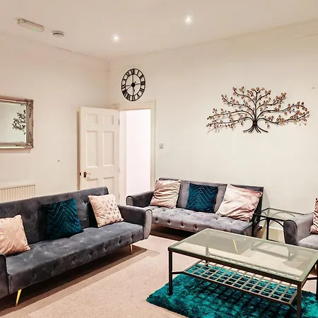 Apartment Headsonbed Spacious Excel Canarywharf For The Larger Group Near Blackwall Station