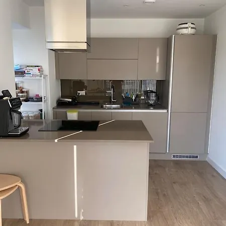 Apartment Modern 1 Bedroom Flat London