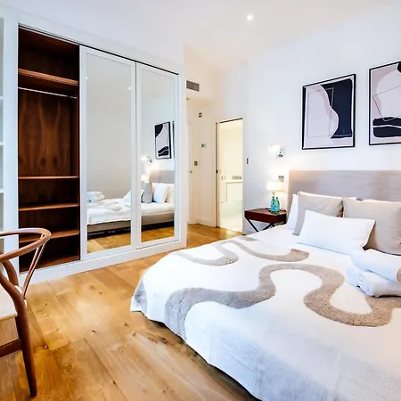 Apartment Luxury Aircon 3 Bedr, 4 Beds, 2 Bath Trafalgar Sq London