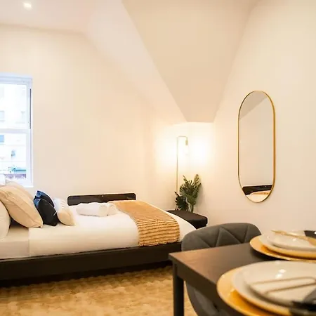 Apartment Five Star Boutique Flat In