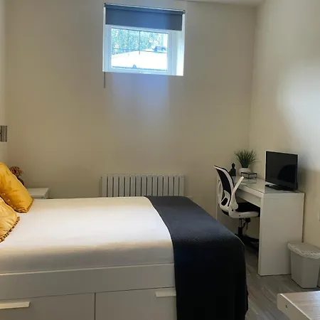 Guest house Grays Road - 1 *