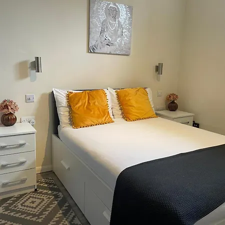 Grays Road - 1 Guest house