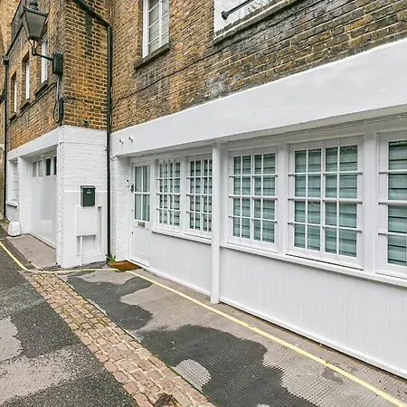 Apartment Stylish Next To Paddington Station London