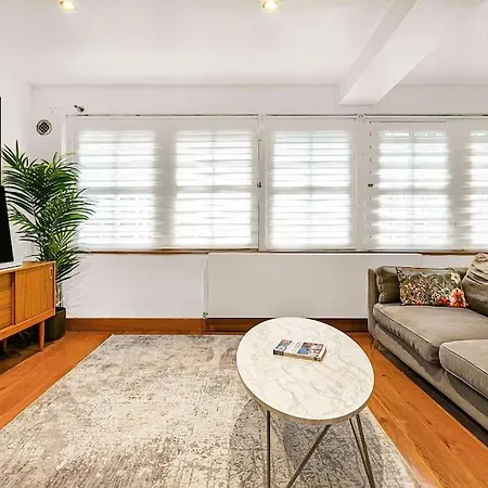 Stylish Next To Paddington Station *