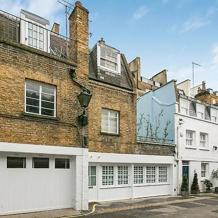 Stylish Next To Paddington Station Apartment