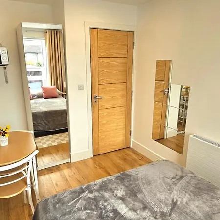 Claire Double Homestay