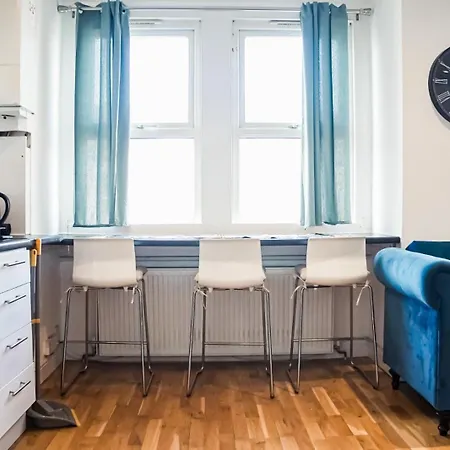 Apartment Modern Cosy 2 Bedroom House In Tooting *