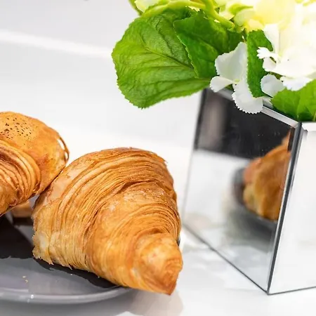 Lux St Johns Wood - Sleeps 7 * Londyn