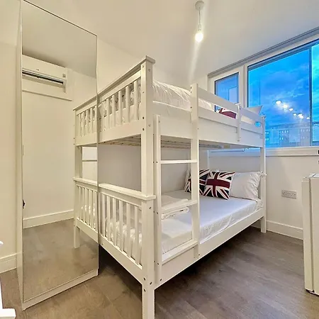 Hostel 264 Pentonville Road *