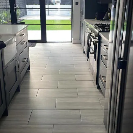Stunning Open Plan 3 Bedroom House