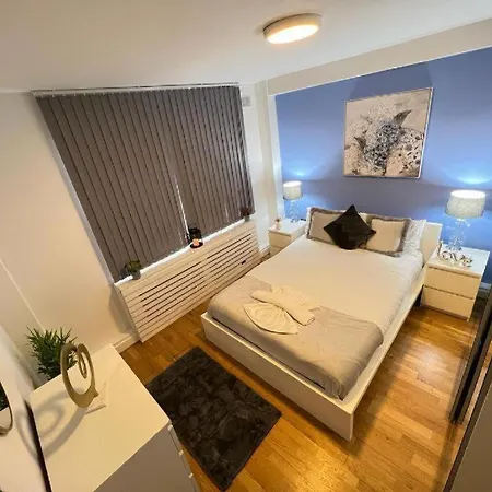 Edgware Road Beautiful Two Bedroom Apartment London