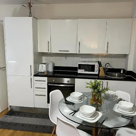 Edgware Road Beautiful Two Bedroom