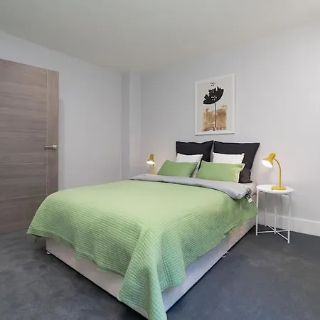 Luxaway Mews House St Johns Wood - Sleeps Up To 11 Holiday home London