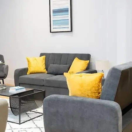 Luxaway Mews House St Johns Wood - Sleeps Up To 11 London