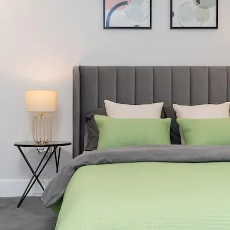 Luxaway Mews House St Johns Wood - Sleeps Up To 11 *