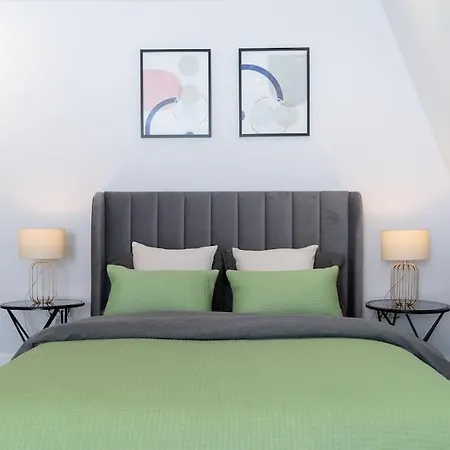 Holiday home Luxaway Mews House St Johns Wood - Sleeps Up To 11 London