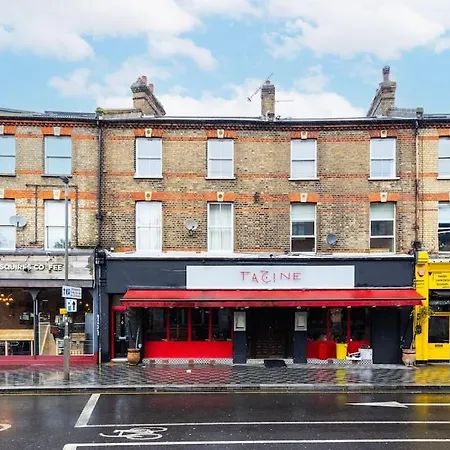 Cosy Modern In The Heart Of Balham