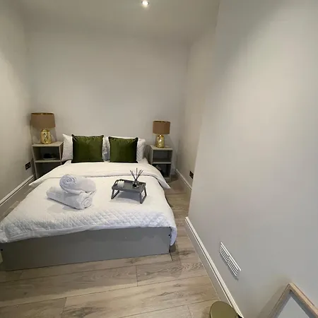 Luxury Double In Modern Renovated House * Catford